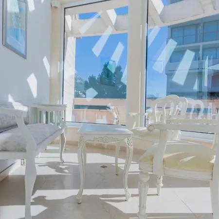 Gracija Bed & Breakfast